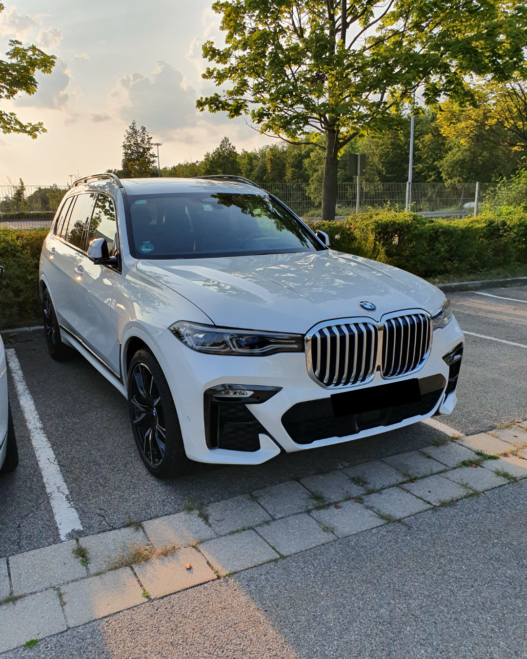 Autosklá - detail, ktorý sa pri obhliadke neoplatí podceňovať